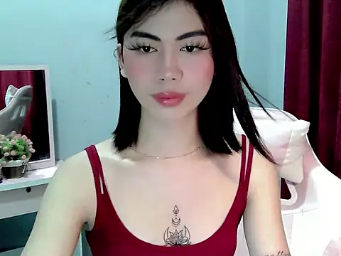 Ur hottestdella online show from 02.22.26