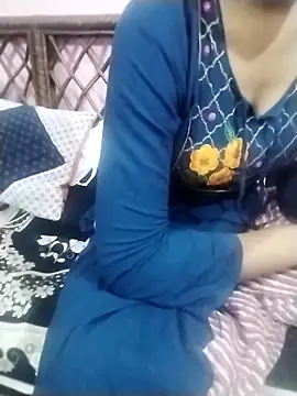 Snapshot of hot_Anshika chatting on 12.16.25 hot Anshika online show from 12.16.25