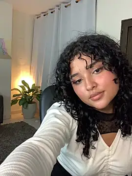 ladulcemary  online show from 05.07.26