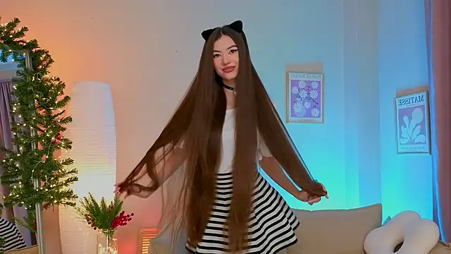 oliviaah  online show from 12.18.25