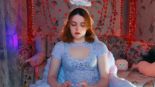 Ari Meow online show from 04.06.26