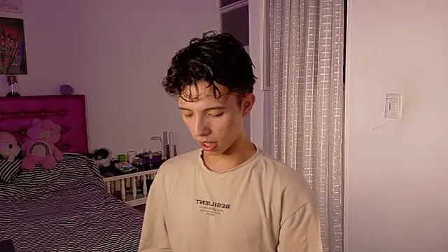 Snapshot of Dani_Dancer chatting on 02.01.26 Dani Dancer online show from 02.01.26