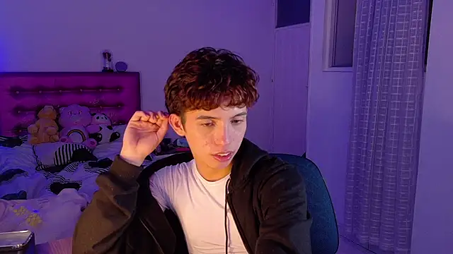 Snapshot of Dani_Dancer chatting on 03.01.26 Dani Dancer online show from 03.01.26