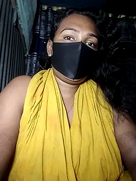 Snapshot of porimoi_505 chatting on 12.18.25 porimoi 505 online show from 12.18.25