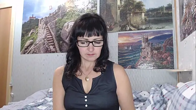 Eila Morigan online show from 12.15.25