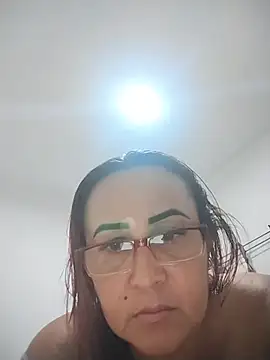 Nini Love  online show from 03.31.26