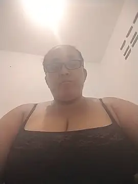 Nini Love  online show from 06.22.26