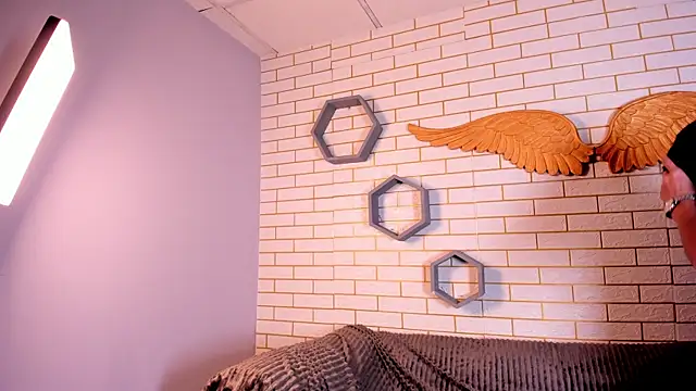 Saraa moon1   online show from 04.11.26