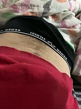 Snapshot of Wilddadycum4u chatting on 12.14.25 Wilddadycum4u online show from 12.14.25