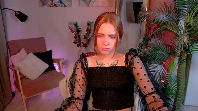 Bella xBaby online show from 12.19.25