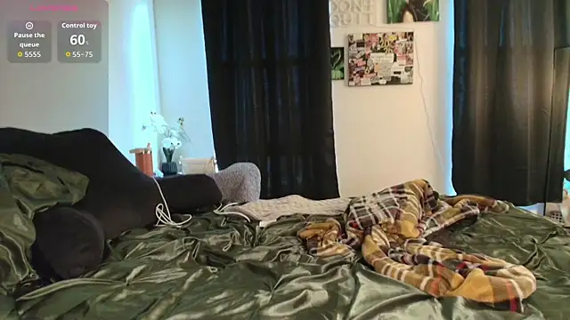 MilaSeren online show from 04.05.26