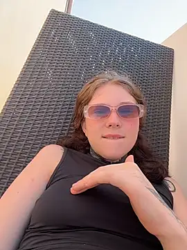 FionaMurr online show from 12.22.25