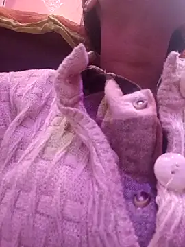 nehakapoor89 online show from 12.20.25