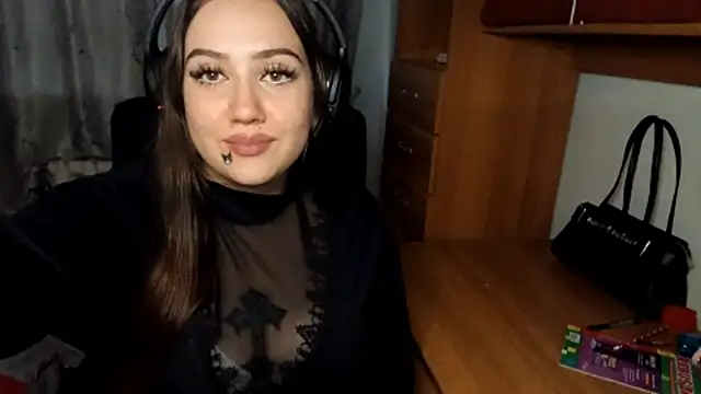 GerriPepperman online show from 12.17.25