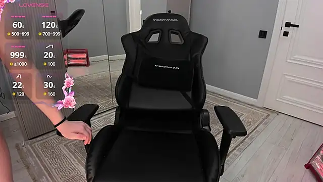 lovelymikky online show from 02.28.26