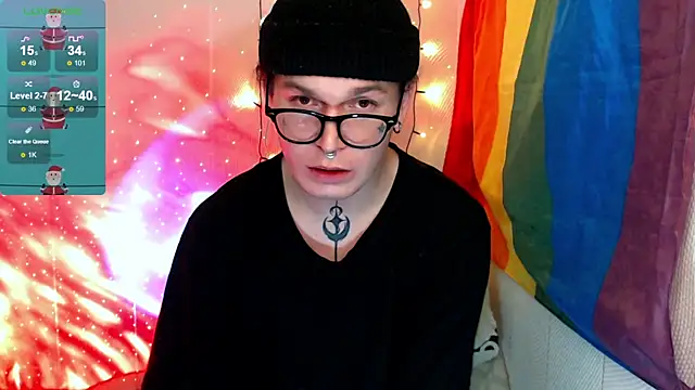 Snapshot of Steve_q chatting on 12.20.25 Steve q online show from 12.20.25