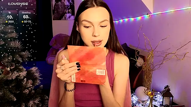 Snapshot of MaxinCarroll chatting on 01.08.26 MaxinCarroll online show from 01.08.26