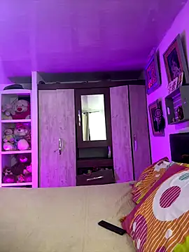 Aurora Dolce online show from 12.16.25