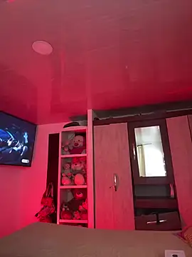 Aurora Dolce online show from 12.18.25