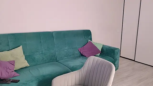 Sandra Prafer online show from 12.16.25