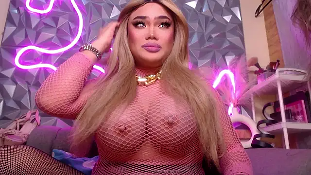 AlwaysHornyMia online show from 01.08.26