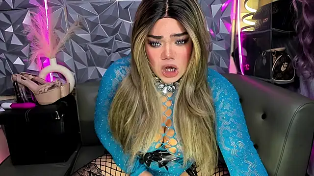 AlwaysHornyMia online show from 03.19.26