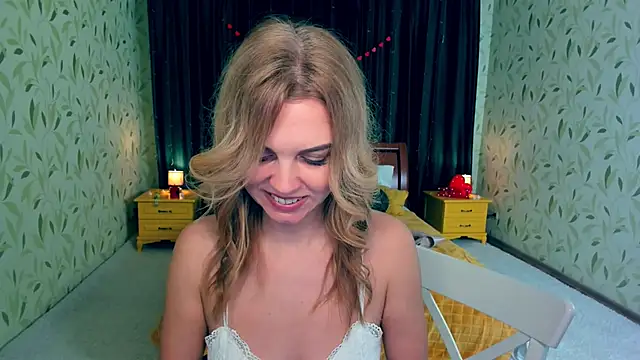 Snapshot of LunaFlinn chatting on 03.02.26 LunaFlinn online show from 03.02.26