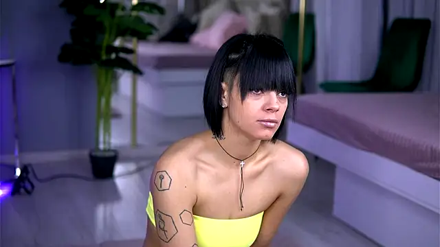 Snapshot of AnneFaris chatting on 01.07.26 AnneFaris online show from 01.07.26