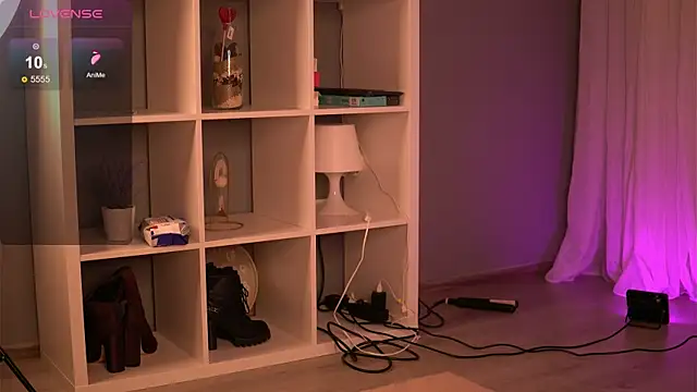 Snapshot of AnneFaris chatting on 02.05.26 AnneFaris online show from 02.05.26