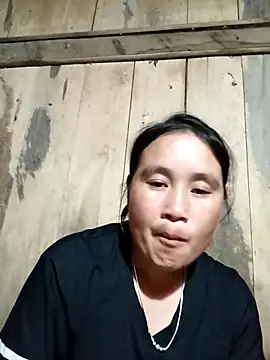 Snapshot of -myaa- chatting on 12.14.25 -myaa- online show from 12.14.25