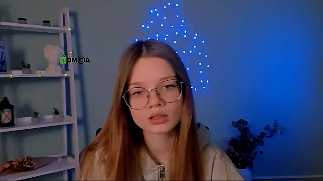 caroline eclipse online show from 12.21.25