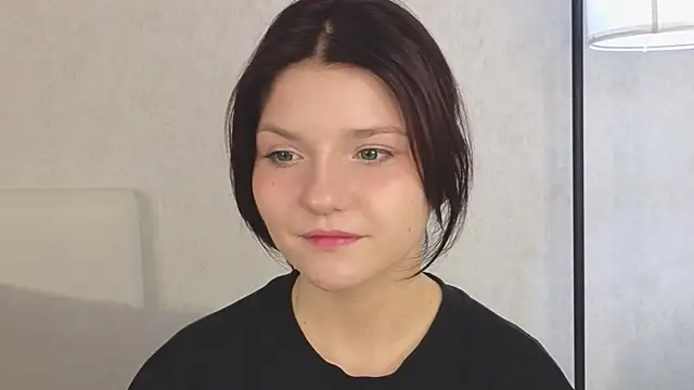 NyraVesperis online show from 05.20.26