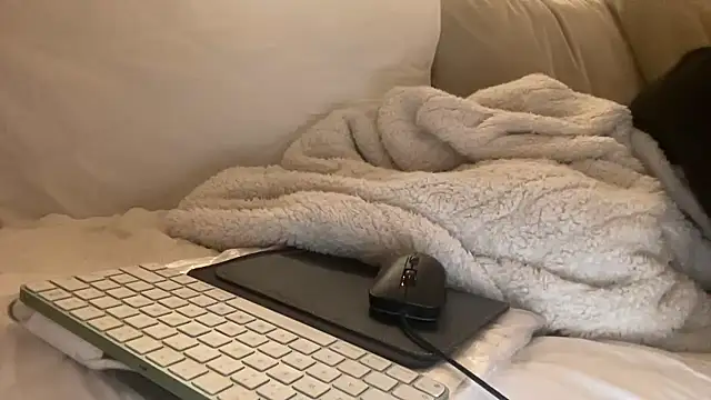 ijustturned18today online show from 01.16.26