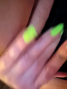 Snapshot of andelija chatting on 12.15.25 andelija online show from 12.15.25