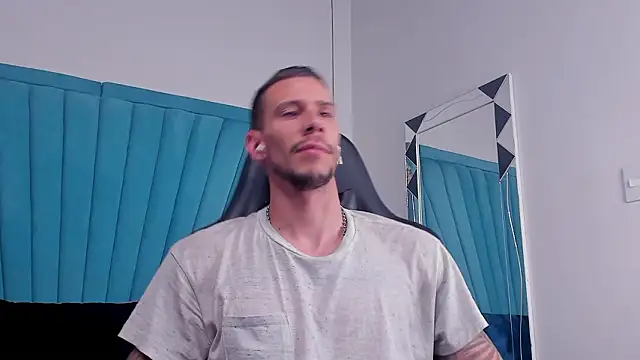 J king   online show from 03.04.26