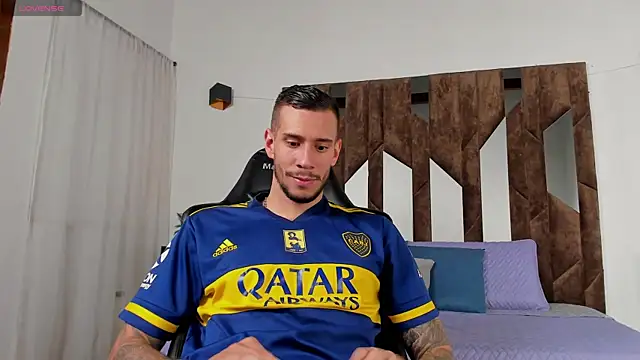 J king   online show from 04.15.26