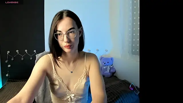 EmmaJacson online show from 02.04.26