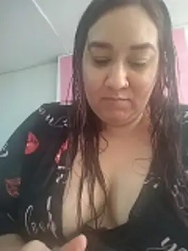 Snapshot of sharon_G chatting on 04.21.26 sharon G online show from 04.21.26