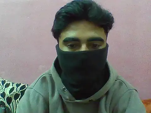 Snapshot of no_one_knows_ chatting on 12.14.25 no one knows online show from 12.14.25