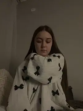 Yaseniya  online show from 02.07.26