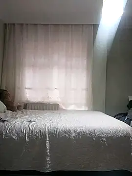 Snapshot of NovaMia chatting on 02.01.26 NovaMia online show from 02.01.26