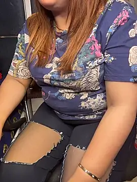 Snapshot of butterflyslay chatting on 02.10.26 butterflyslay online show from 02.10.26