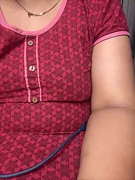 Snapshot of butterflyslay chatting on 02.19.26 butterflyslay online show from 02.19.26