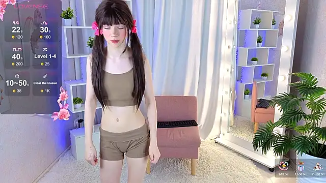 Snapshot of ViollaBloom chatting on 03.02.26 ViollaBloom online show from 03.02.26