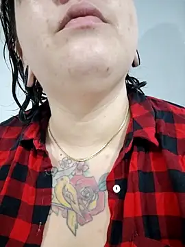 Divine Pouvoir online show from 01.18.26