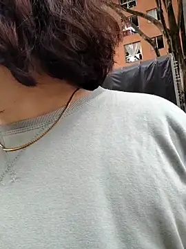 Divine Pouvoir online show from 02.18.26