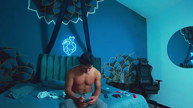 Snapshot of MagnusKnight_ chatting on 01.07.26 MagnusKnight online show from 01.07.26