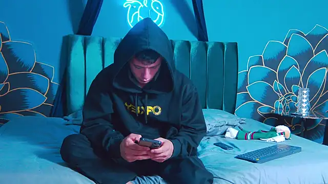 Snapshot of MagnusKnight_ chatting on 01.09.26 MagnusKnight online show from 01.09.26