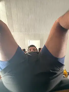 Snapshot of chico_sweet chatting on 12.15.25 chico sweet online show from 12.15.25