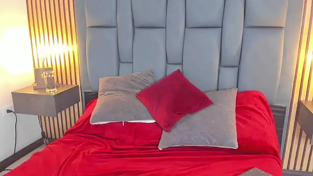 Snapshot of Angelic_serenity chatting on 12.16.25 Angelic serenity online show from 12.16.25